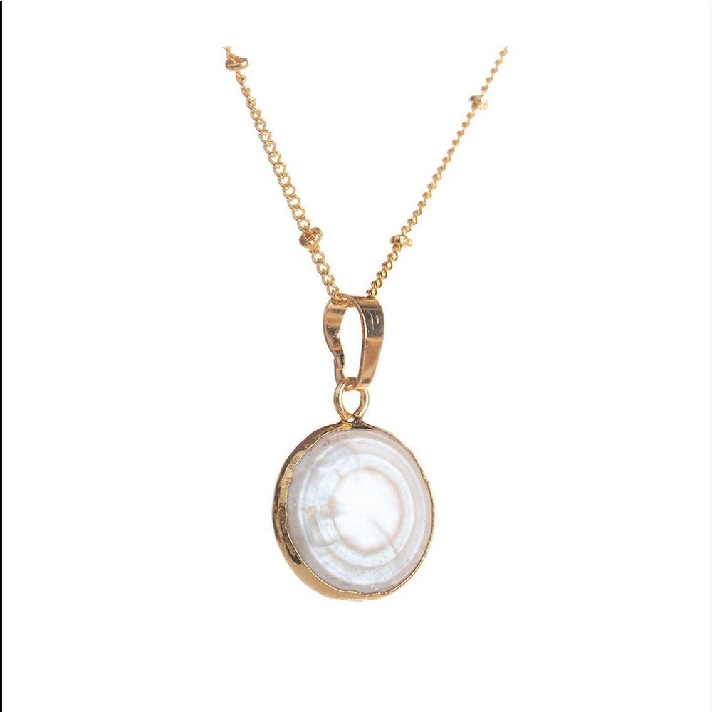 SOLD Brand New!!! 24kt gold plated mother of pearl Necklace - Picture 2 of 4